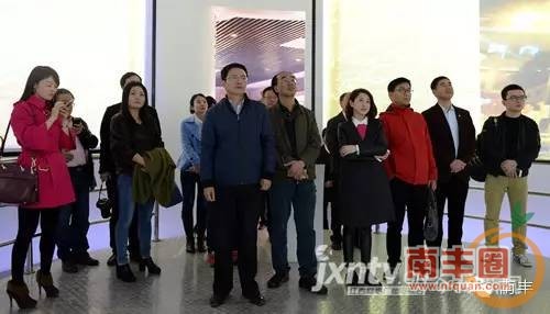 ade9eac73d70da988326d9f4abbd416e.jpg