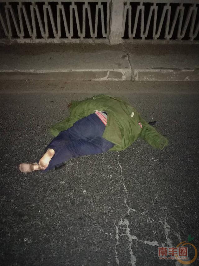 15179911522716f9f62bfef.jpg