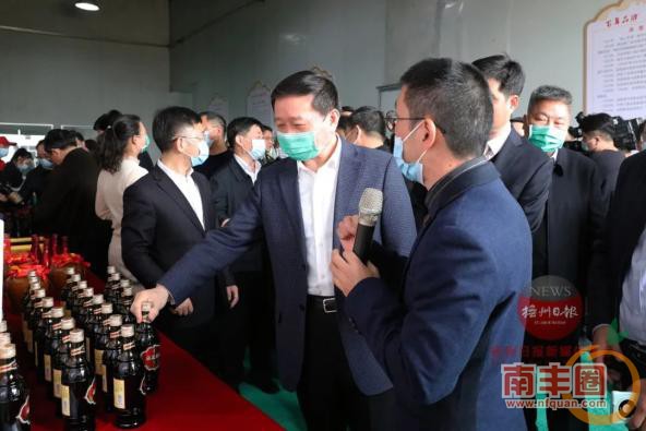 https__3A__2F__2Fimagepphcloud___thepaper___cn__2Fpph__2Fimage__2F111__2F677__2F78___jpg&r=https__3A__2F__2Fwww___thepaper___cn__2FnewsDetail_forward_11028897.jpg